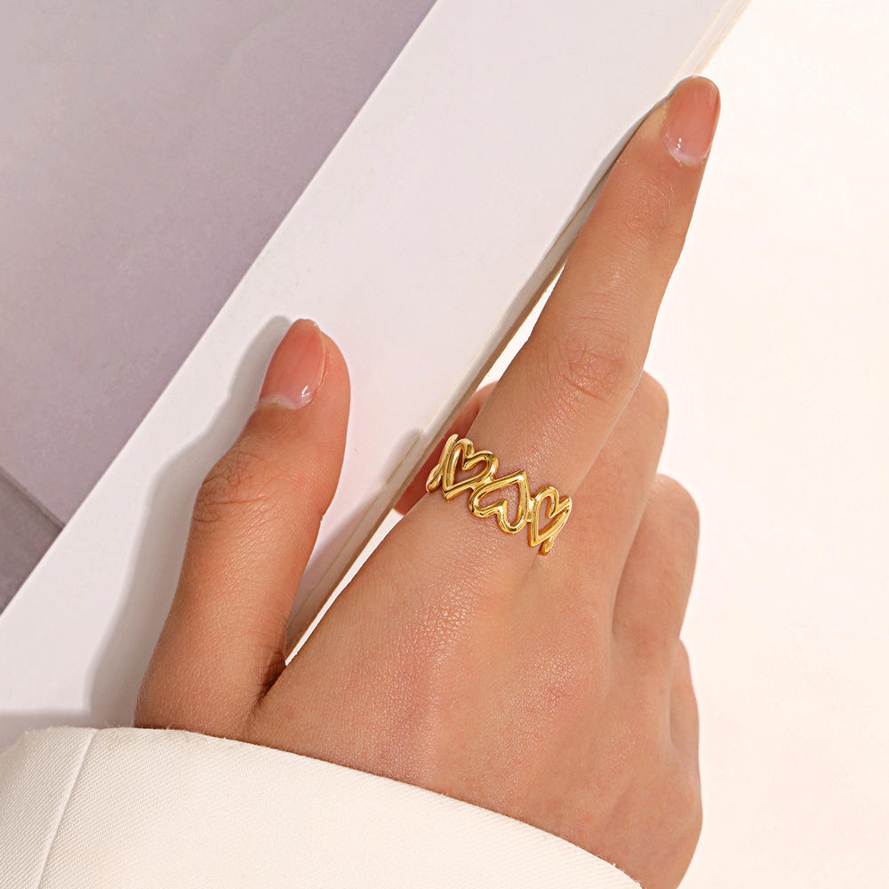 Hollow Hearts Adjustable Ring - 18K Gold Plated