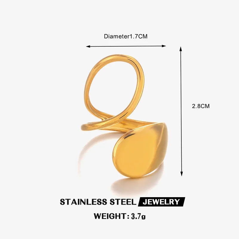 Chic Ring - 18k Gold Plated