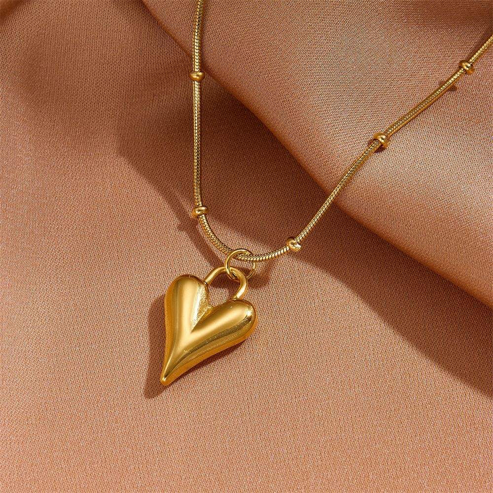 Minimal Heart Beads Necklace - 18k Gold Plated