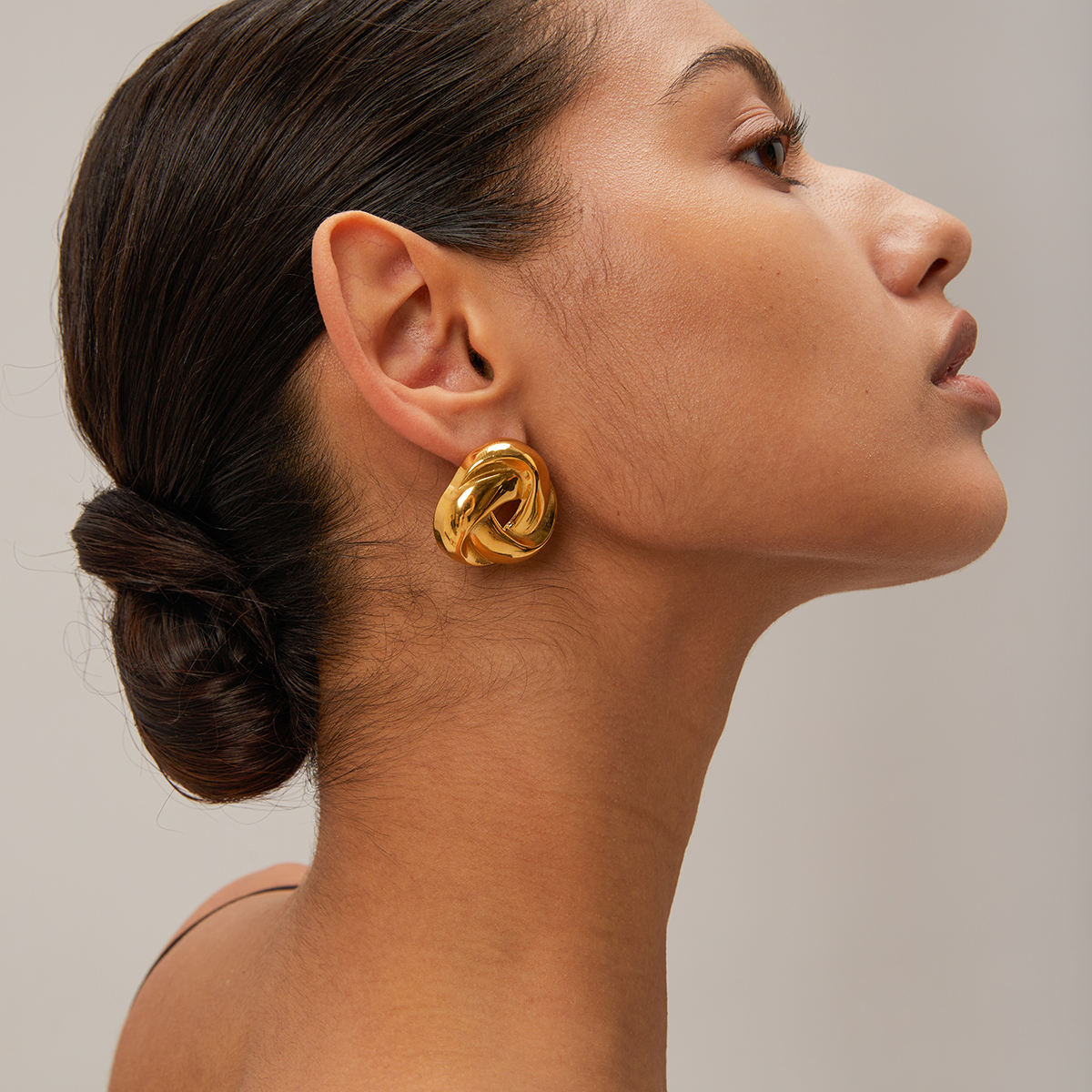 Twisted Triangle Chunky Stud Earring - 18K Gold Plated